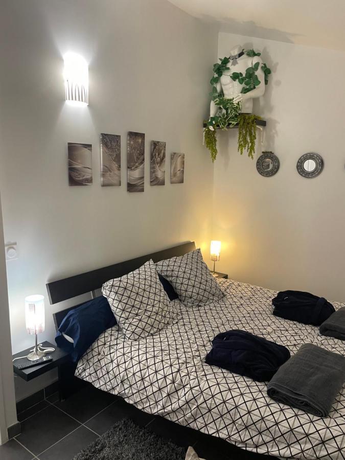Chambre Agreable Avec Jacuzzi Marseille Ngoại thất bức ảnh