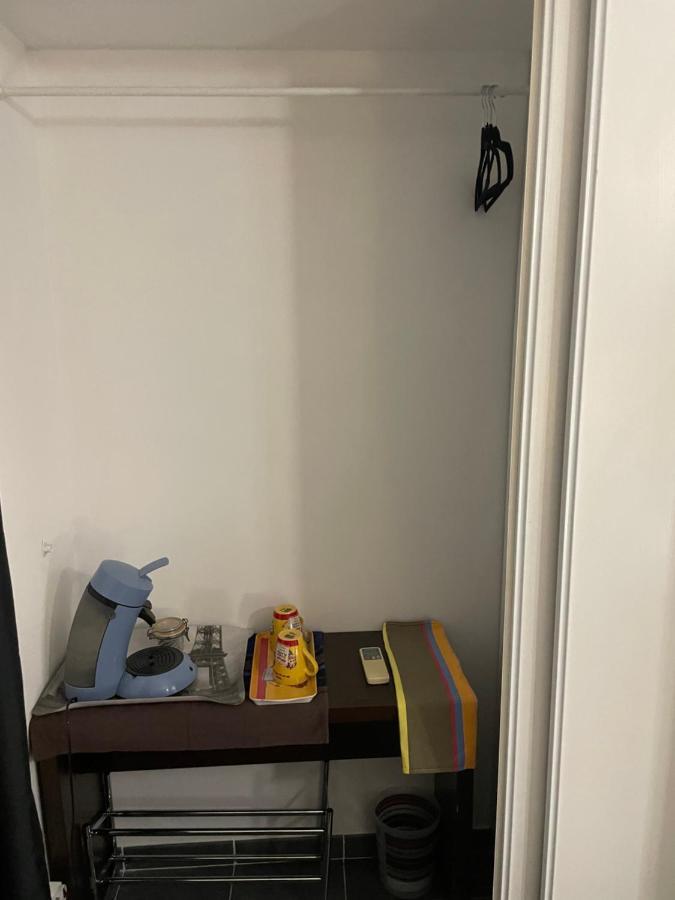 Chambre Agreable Avec Jacuzzi Marseille Ngoại thất bức ảnh