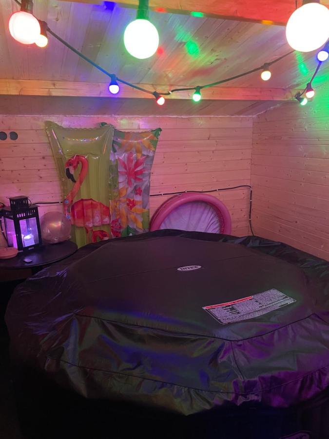 Chambre Agreable Avec Jacuzzi Marseille Ngoại thất bức ảnh